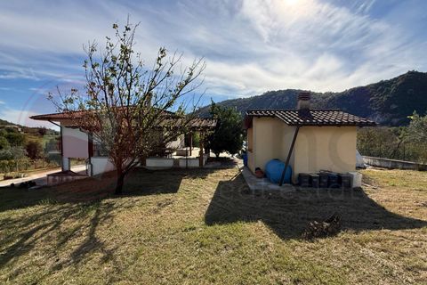 Villa a Roccasecca, Frosinone, Roccasecca - € 190.000 | Ref: AC99-149-1679 - foto 12