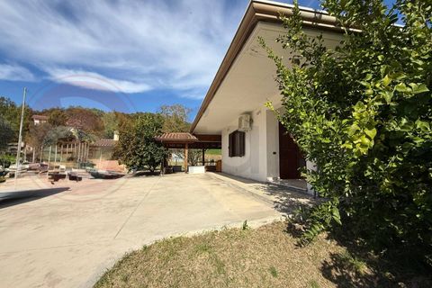 Villa a Roccasecca, Frosinone, Roccasecca - € 190.000 | Ref: AC99-149-1679 - foto 16