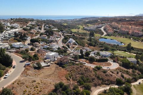 Helårsgrund i Estepona, Malaga, Estepona - € 350.000 | Ref: EST63934 - foto 3