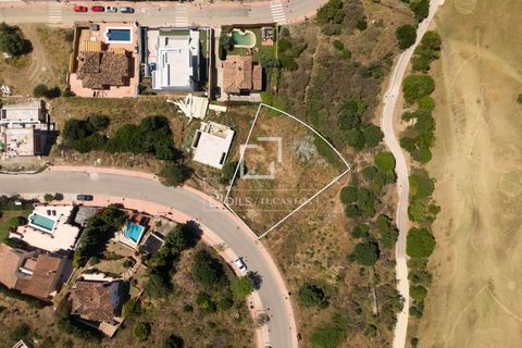 Helårsgrund i Estepona, Malaga, Estepona - € 350.000 | Ref: EST63934 - foto 14