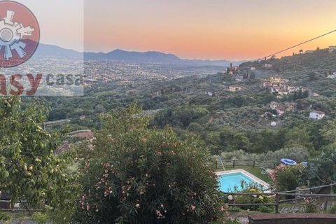 Landejendom i Capannori, Lucca, Capannori - € 1.290.000 | Ref: 1070 - foto 2