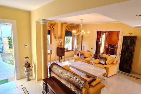 Villa a Abano Terme, Padua, Abano Terme - € 423.000 | Ref: 512 - foto 11