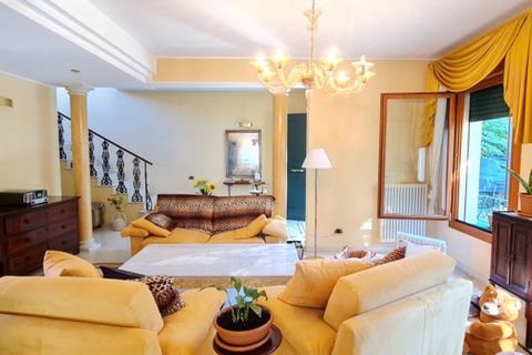 Villa a Abano Terme, Padua, Abano Terme - € 423.000 | Ref: 512 - foto 15