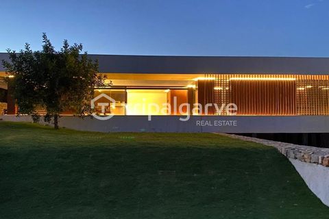 Villa i Faro, Faro, Faro - € 1.980.000 | Ref: TAMM2528622VS - foto 1