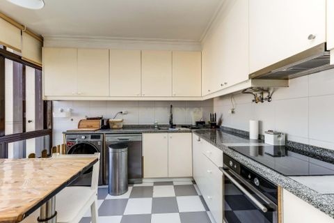 Lejlighed i Alges, Lisbon, Alges - € 595.000 | Ref: C0222-06582 - foto 10