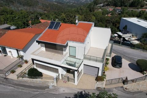 Villa i Guimaraes, Braga, Guimaraes - € 375.000 | Ref: 121751324-321 - foto 3