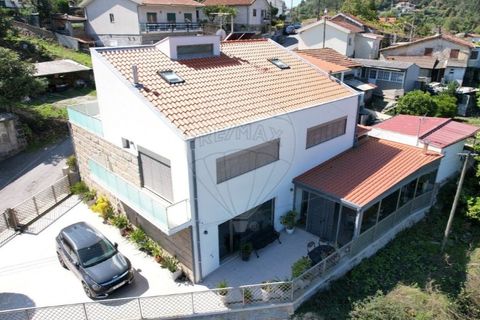 Villa i Guimaraes, Braga, Guimaraes - € 375.000 | Ref: 121751324-321 - foto 4
