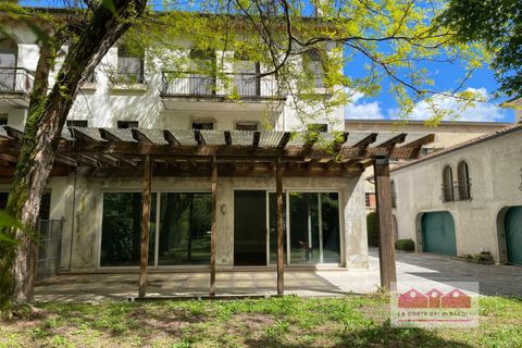 Villa i Vicenza, Vicenza, Vicenza - € 650.000 | Ref: VBIF17 - foto 1