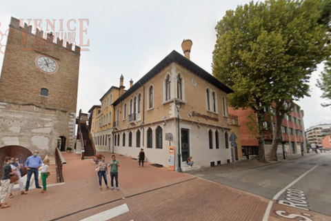 Erhvervsejendom i Venice, Venice, Venice - € 135.000 | Ref: AC310 - foto 4