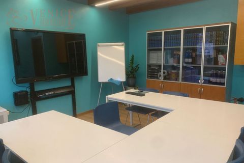 Erhvervsejendom i Venice, Venice, Venice - € 190.000 | Ref: AC314 - foto 10