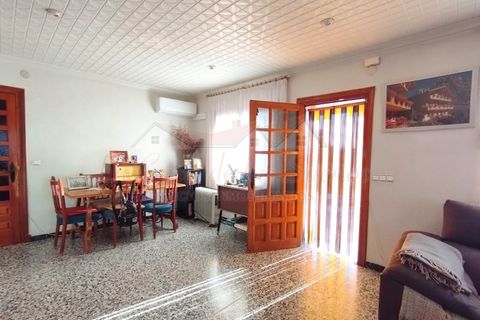 Villa a Petrer, Alicante, Petrer - € 312.000 | Ref: XAL_1033 - foto 8