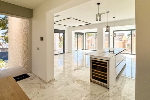 Villa i Los Balcones, Alicante, Los Balcones - € 995.000 | Ref: FI021 - foto 46