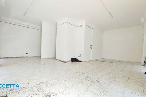 Erhvervsejendom i Taranto, Taranto, Taranto - € 98.000 | Ref: 09801 - foto 8