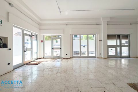 Erhvervsejendom i Taranto, Taranto, Taranto - € 98.000 | Ref: 09801 - foto 18