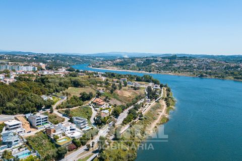 Villa i Gondomar, Porto, Gondomar - € 798.000 | Ref: FPS-30530 - foto 2
