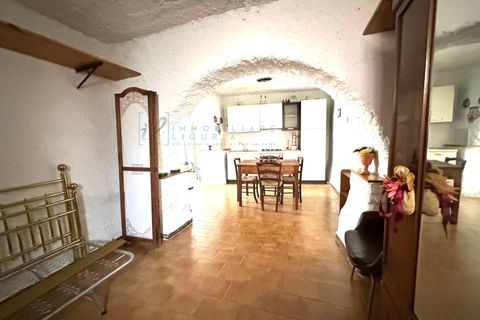 Villa i Vendone, Savona, Vendone - € 105.000 | Ref: 996 - foto 33