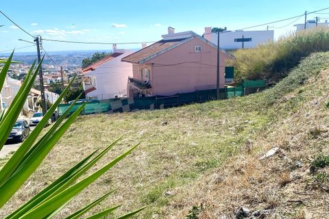 Helårsgrund i Odivelas, Lisbon, Odivelas - € 220.000 | Ref: ATL3767 - foto 1