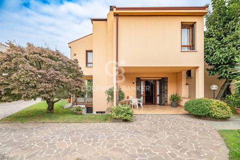 Villa a Macherio, Monza and Brianza, Macherio - € 520.000 | Ref: CBI154-2990-85 - foto 23