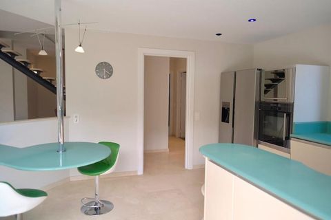 Villa i Roquebrune-Cap-Martin, Alpes-Maritimes, Roquebrune-Cap-Martin - € 1.600.000 | Ref: HH-15963837 - foto 5