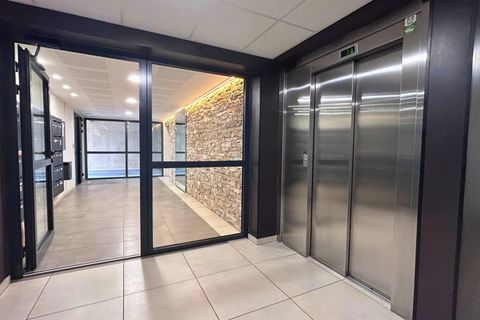 Leilighet i Cogolin, Var, Cogolin - € 228 000 | Ref: 86185661 - foto 8