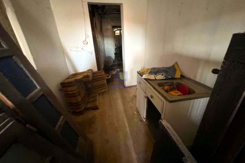 Villa a Alenquer, Lisbon, Alenquer - € 140.000 | Ref: ALVER-216591 - foto 12