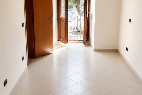 Lejlighed i Jesi, Ancona, Jesi - € 70.000 | Ref: J3054 - foto 5