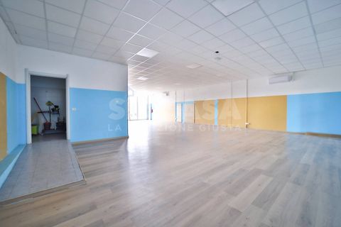 L'establiment comercial a Liscate, Milan, Liscate - € 2.860/mes | Ref: NEG.LISCATE-TS2860A - foto 7