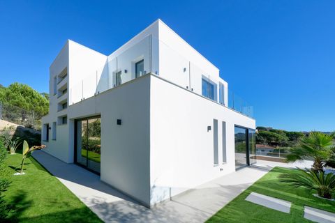 Villa a Lloret De Mar, Gerona, Lloret De Mar - € 930.000 | Ref: KBMN422 - foto 6