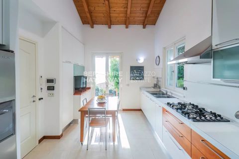 Villa i Cernobbio, Como, Cernobbio - € 2.400.000 | Ref: ILO3351 - foto 11