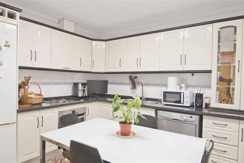 Byhus i Motril, Granada, Motril - € 247.500 | Ref: 253 - foto 23