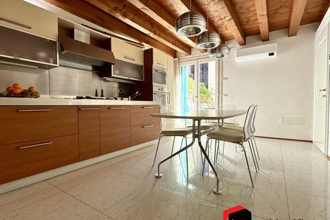 Villa i Thiene, Vicenza, Thiene - € 580.000 | Ref: SIN403 - foto 9
