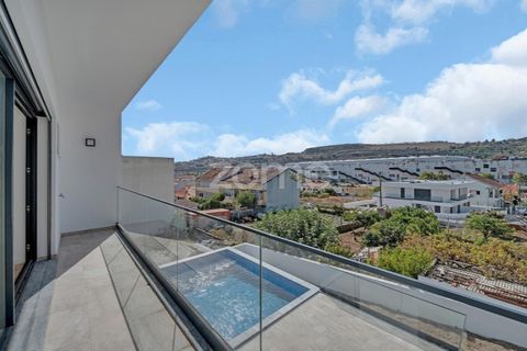 Villa i Odivelas, Lisbon, Odivelas - € 1.550.000 | Ref: ZMPT581215 - foto 2