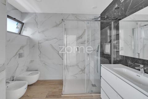 Villa i Odivelas, Lisbon, Odivelas - € 1.550.000 | Ref: ZMPT581215 - foto 13