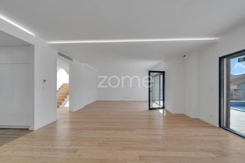 Villa i Odivelas, Lisbon, Odivelas - € 1.550.000 | Ref: ZMPT581215 - foto 15