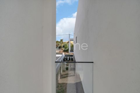 Villa i Odivelas, Lisbon, Odivelas - € 1.550.000 | Ref: ZMPT581215 - foto 17