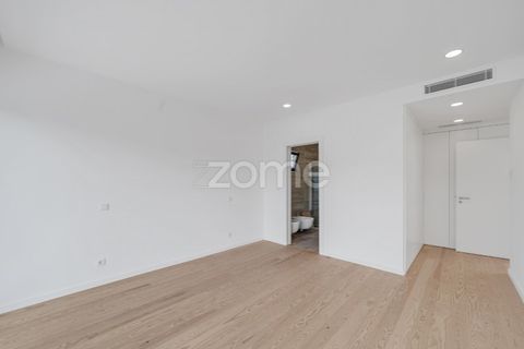 Villa i Odivelas, Lisbon, Odivelas - € 1.550.000 | Ref: ZMPT581215 - foto 20