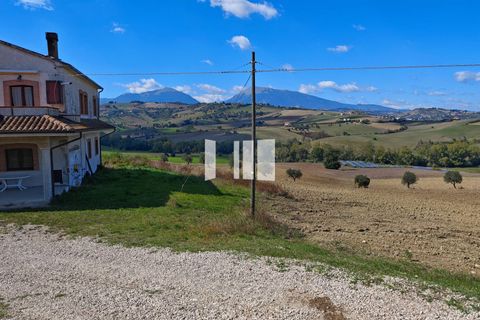 Villa a Bellante, Teramo, Bellante - € 185.000 | Ref: 903 - foto 2