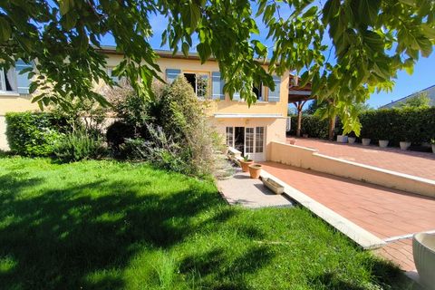 Villa i Nercillac, Charente, Nercillac - € 299.000 | Ref: 340932193118 - foto 1