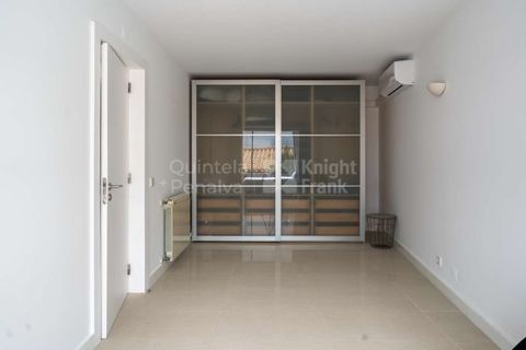 Villa i Alcabideche, Lisbon, Alcabideche - € 1.500.000 | Ref: PROP-031158 - foto 19