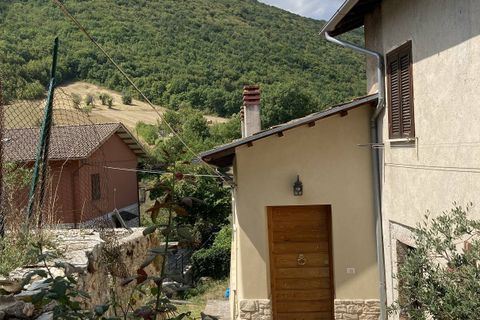 Villa i Cascia, Perugia, Cascia - € 89.000 | Ref: CBI057-315-30393 - foto 4