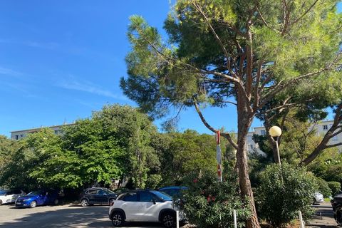 Lejlighed i Marseille, Bouches-du-Rhone, Marseille - € 180.000 | Ref: 340938664532 - foto 2