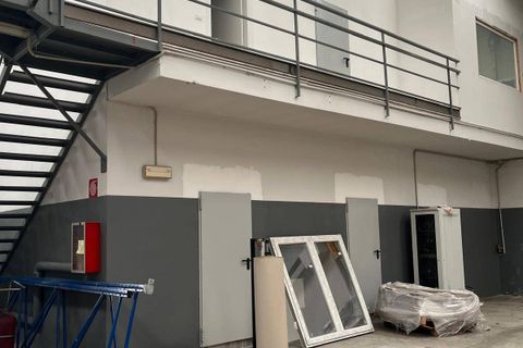L'establiment comercial a Vimodrone, Milan, Vimodrone - € 3.200/mes | Ref: 30275 - foto 5