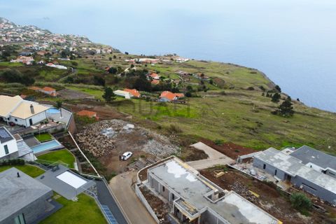 Helårsgrund i Calheta, Madeira, Calheta - € 245.000 | Ref: Q2597 - foto 12