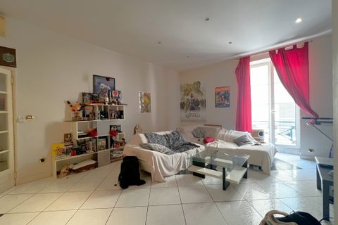 Lejlighed i Nimes, Gard, Nimes - € 214.000 | Ref: 2178 - foto 3