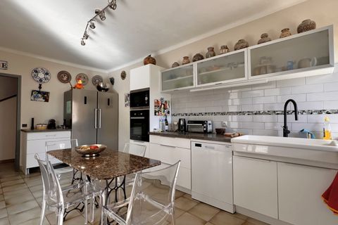 Villa i Nimes, Gard, Nimes - € 735.000 | Ref: 2184-1 - foto 5