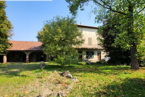 Villa i Casteggio, Pavia, Casteggio - € 150.000 | Ref: 2016 - foto 2