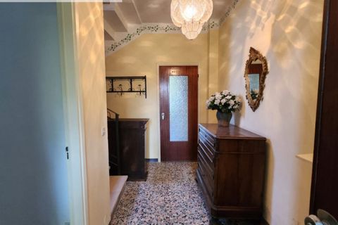Villa i Casteggio, Pavia, Casteggio - € 150.000 | Ref: 2016 - foto 12