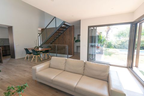 Villa a Mataro, Barcelona, Mataro - € 795.000 | Ref: KBMN423 - foto 8