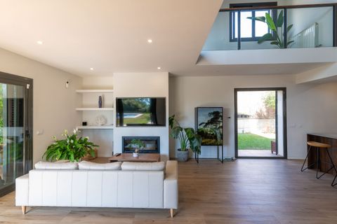 Villa a Mataro, Barcelona, Mataro - € 795.000 | Ref: KBMN423 - foto 9
