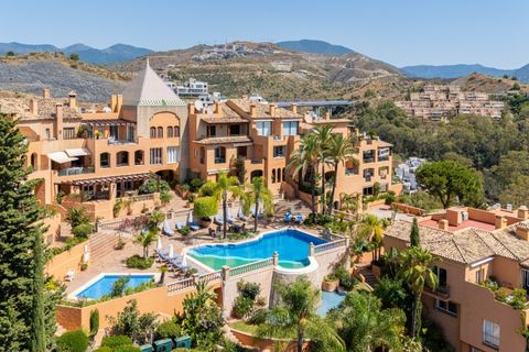 Penthouse in Nueva Andalucia, Malaga - foto 2
